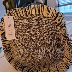 Calin Collection Raffia/Straw Bag w/fringe edge